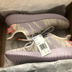 Adidas Kaptir x